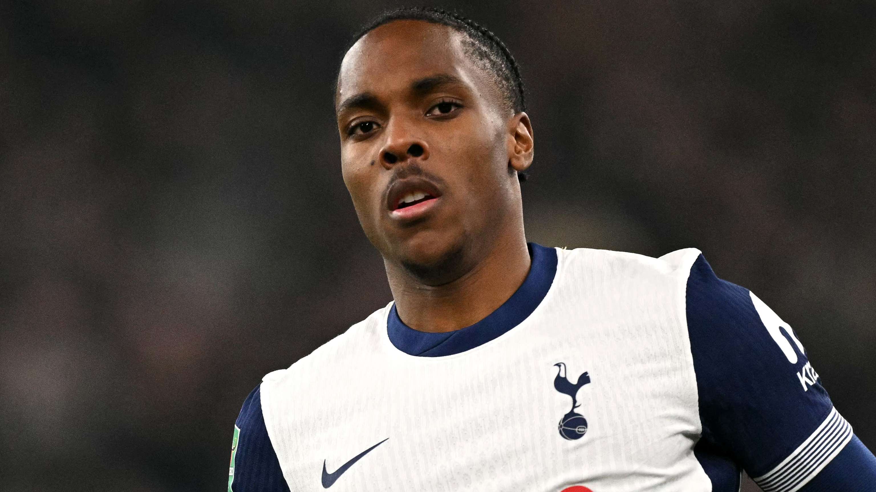 安菲尔德和 安菲尔德和