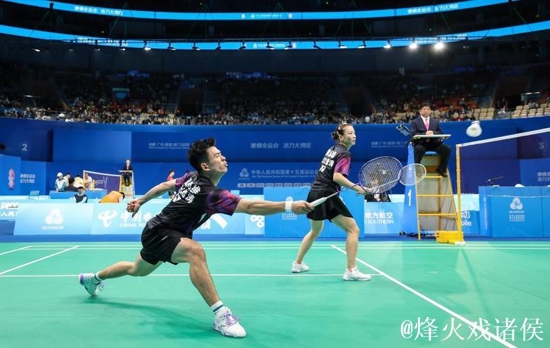 20日看点:乒乓球男团决战 羽毛球“雅思”冲冠 20日看点:乒乓球男团决战 羽毛球“雅思”冲冠